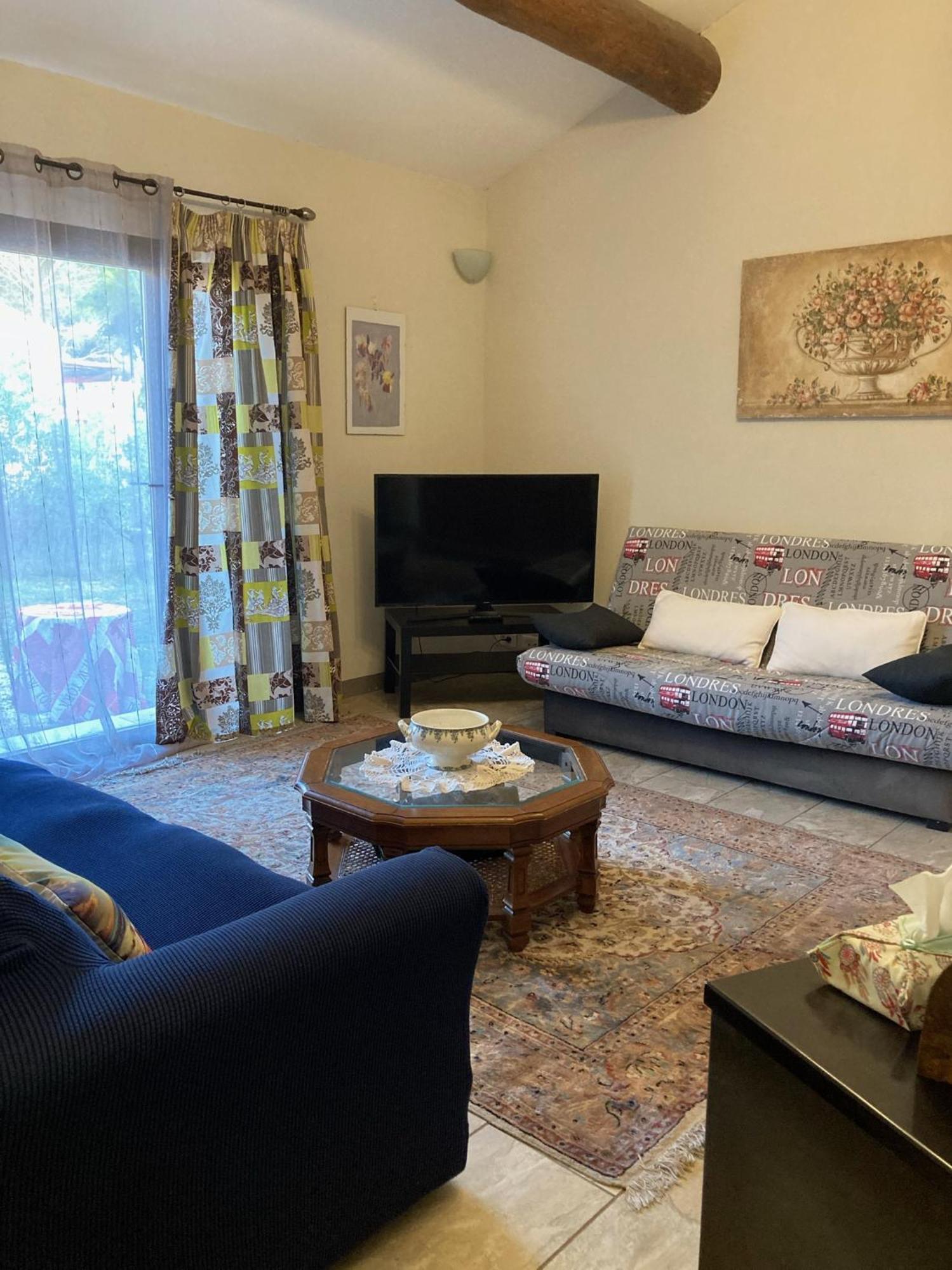 La Petite Garrigue Villa Mérindol Екстериор снимка