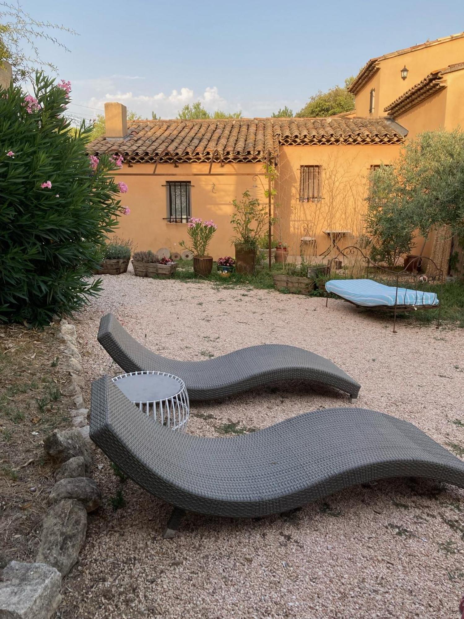 La Petite Garrigue Villa Mérindol Екстериор снимка