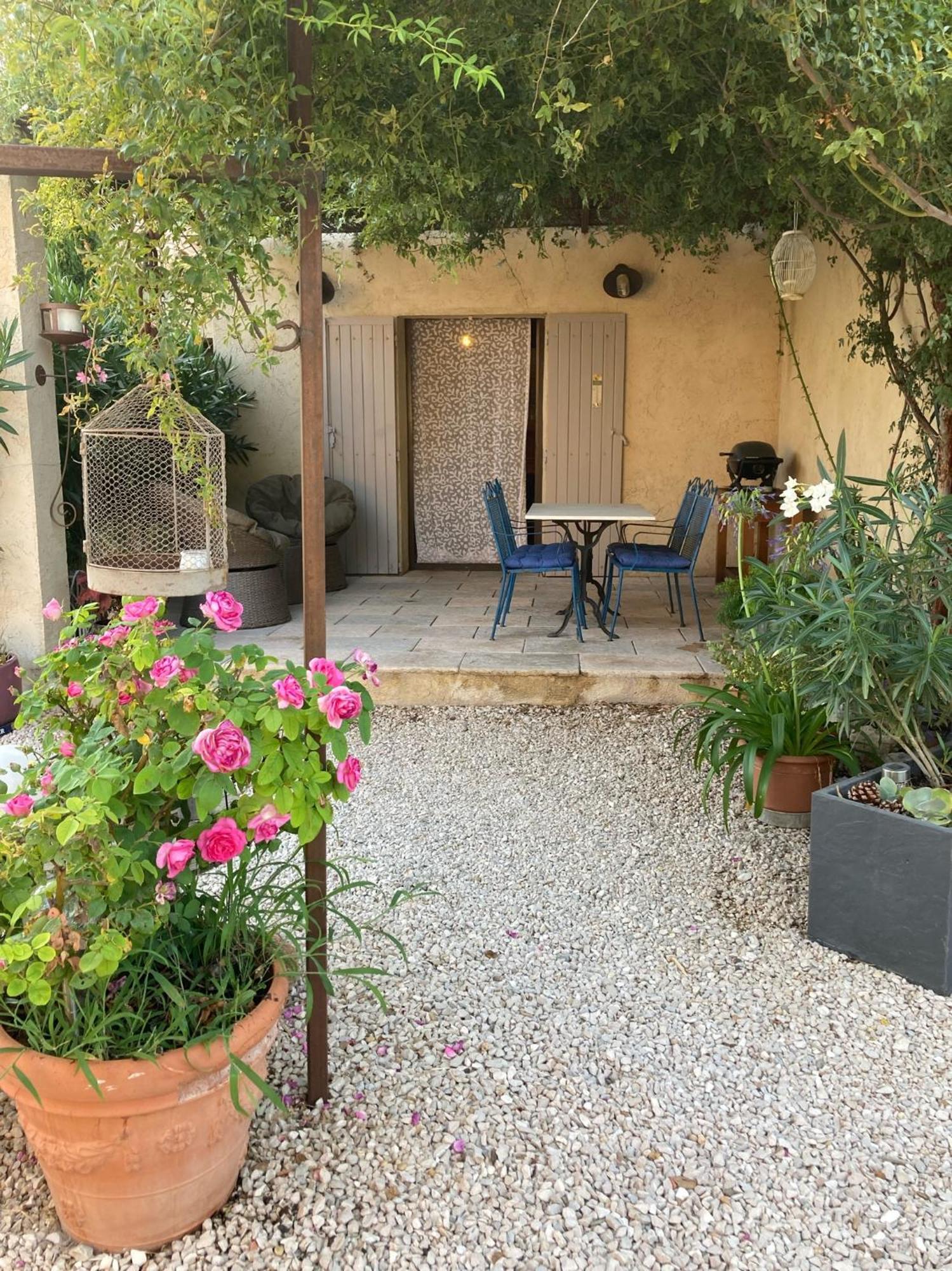 La Petite Garrigue Villa Mérindol Екстериор снимка